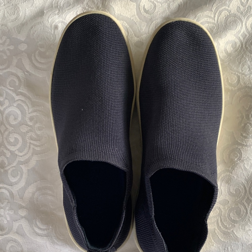 Women’s Rothy’s ankle sneaker - Picture 14 of 14